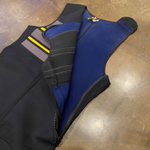 VTG 80s Bare Fitz Wright Co Sleeveless Surfing Snorkeling Diving Wetsuit - Picture 8 of 11